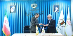 تفاهم‌نامه‌ بنیاد ایران‌شناسی و شورای عالی استان‌ها، امضا شد
