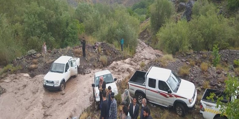 جزئیات خسارت سیلاب در بادرود و نائین/ نجات 22 نفر از سیلاب