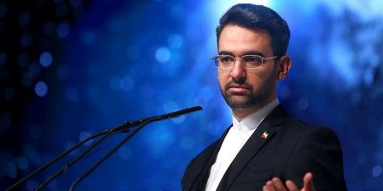 آذری جهرمی: در مواردی همچون ستاره مربع، پول مردم را بازگرداندیم