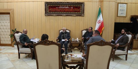 دیدار رئیس شورای عالی استان ها با وزیر کشور