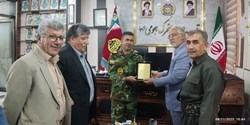 دیدار صمیمانه رئیس شورای اسلامی استان آذربایجان غربی و نماینده شهرستان پیرانشهر با فرمانده تیپ 164 متحرک هجومی ارتش جمهوری اسلامی ایران